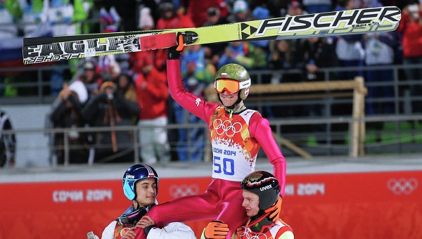 Шаңғымен тұғырдан секіруден Польша спортшысы топ жарды