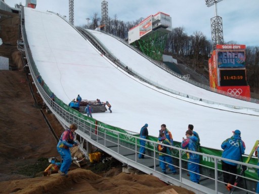 Сочиде тұғырға мұз қатуына байланысты спортшылардың жаттығуы өткізілмеді