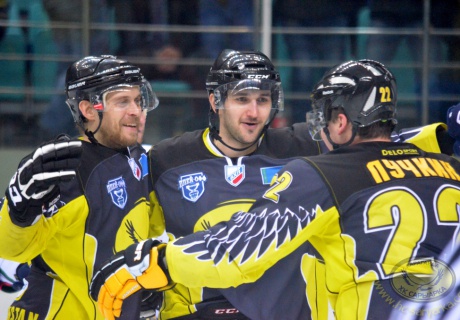 Хоккей. «Сарыарқа» финалға шықты