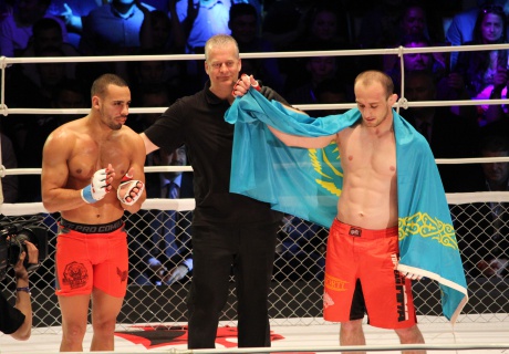 ММА. Азия чемпионатында қазақстандық спортшылар үш «алтын» алды