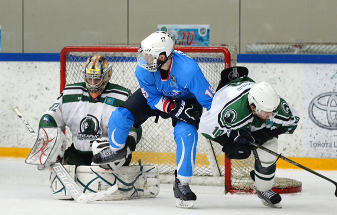 «Бейбарыс» хоккей клубының екі шабуылшысы өзге командаға ауысады