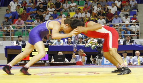 Таразда еркін күрестен Дінмұхамед Қонаев атындағы халықаралық турнир аяқталды