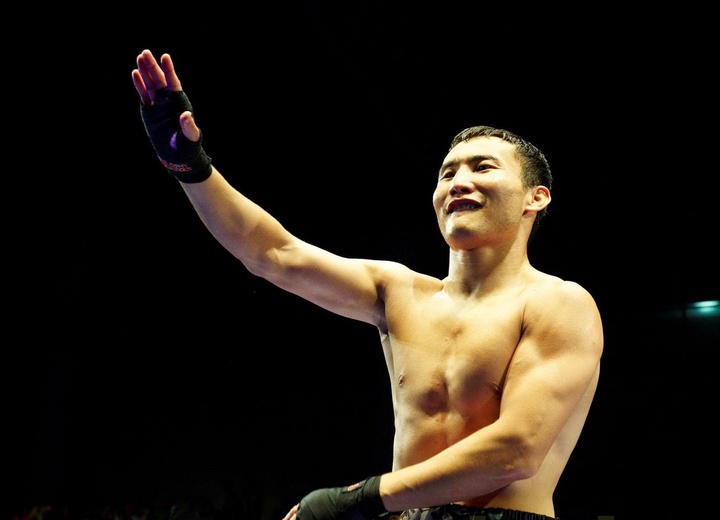 Қанат Ислам кезекті жекпе-жегінде жеңіске жетті