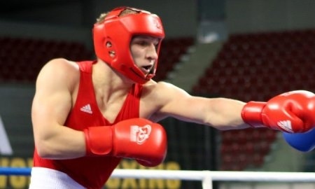 Нанкин – 2014. Боксшы Вадим Казаков күміс медаль иеленді 