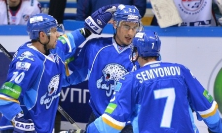 «Барыс» «Амурды» буллит сериясында ұтты