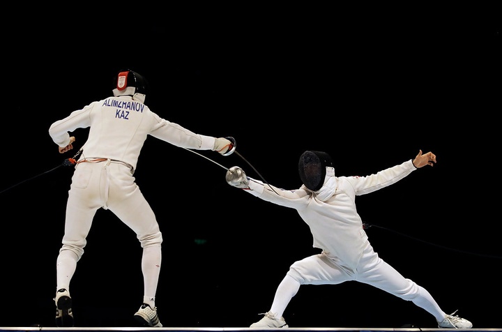 Инчхон-2014. Қазақстандық семсерлесушілер командалық жарыста Қытай құрамасын ұтып, жартылай финалға шықты