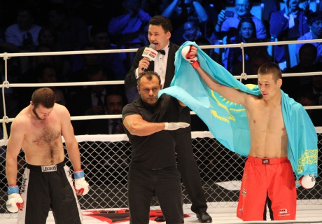 Шавкат Рахмонов M-1 Challenge турниріне қатысады