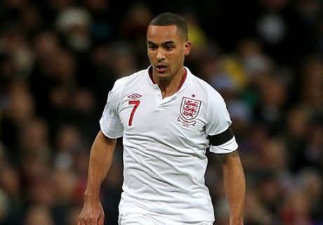 Тео Уолкотт пен Сейдо Берахино Англия құрамасына шақырту алуы мүмкін