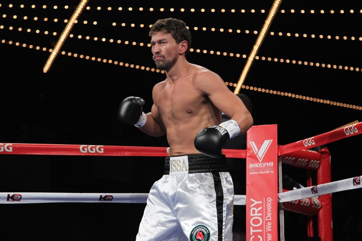 «KAZsport» телеарнасы Иса Ақбербаевтің жекпе-жегін тікелей эфирде көрсетеді