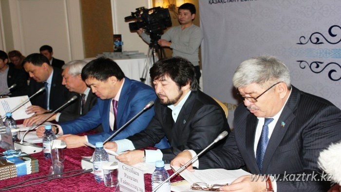 «Алтын тұғыр» байқауына қатысты баспасөз мәслихаты өтті (ФОТО)