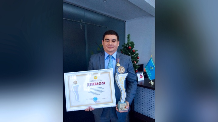 Денис Жарменов – үздік бапкер