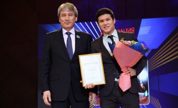 Данияр Елеусінов  «Дарын» мемлекеттік жастар сыйлығын иеленді