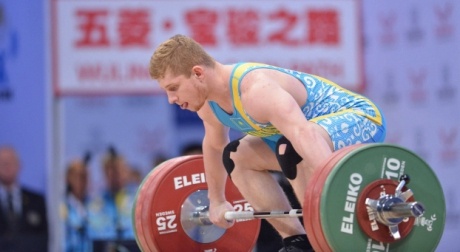 Қазақстандық зілтеміршілер Дохада өтіп жатқан Азия чемпионатында екі алтын медаль иеленді