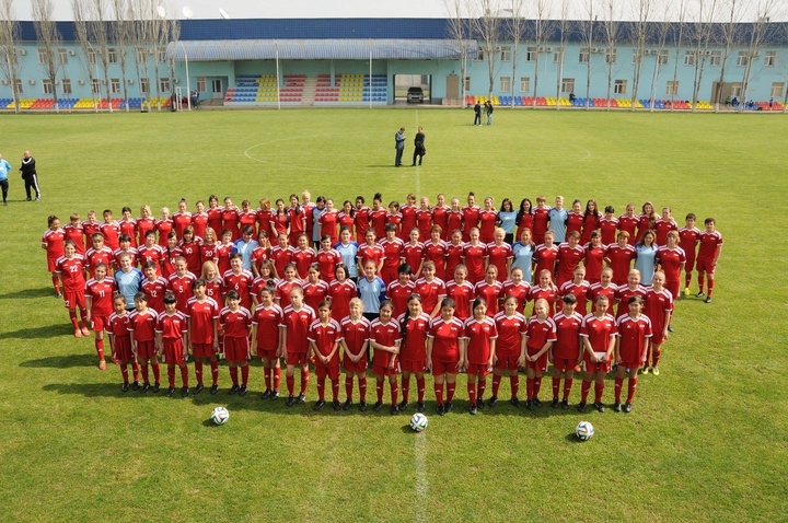 Қазақстанда әйелдер футболының 2015 жылғы маусымы ашылды (ФОТО)
