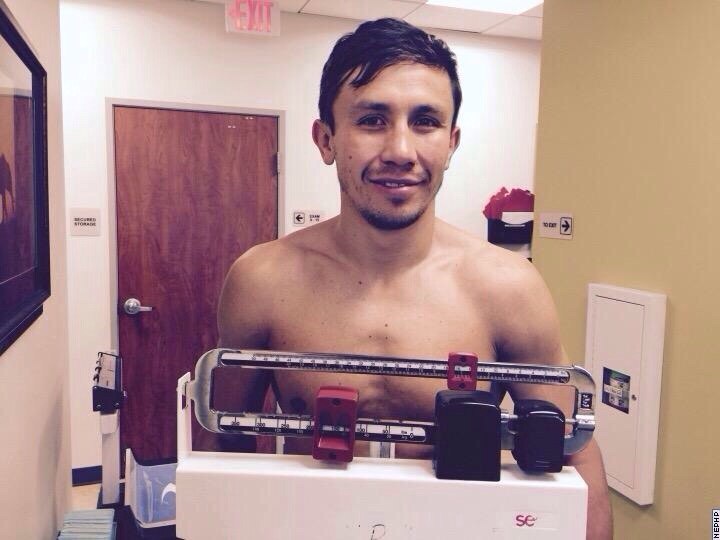 Головкин мен Монро жекпе-жек алдындағы салмақ өлшеу рәсімінен өтті