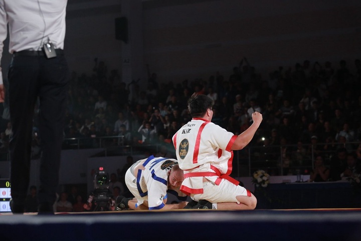 «Еуразия Барысы-2015». Қазақстан құрамасы польшалық палуандарды 5:2 есебімен ұтты