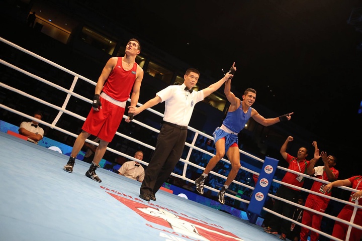 Данияр Елеусінов бокстан Әлем чемпионатының күміс жүлдесін иеленді