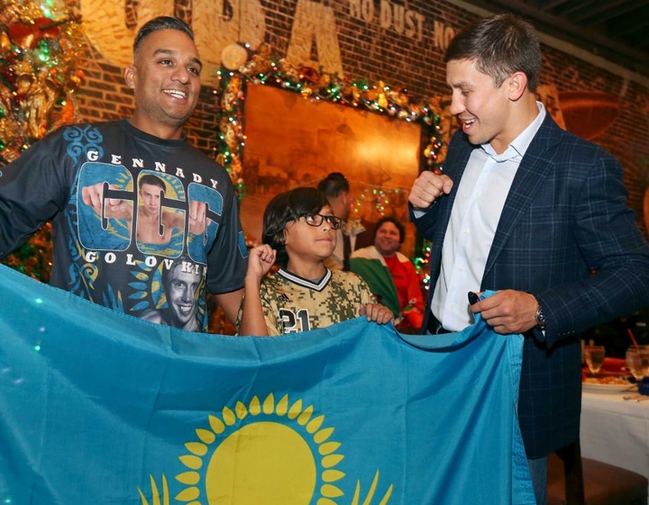 Геннадий Головкин Сан-Антонио қаласында (АҚШ) медиа-ланч өткізіп, жанкүйерлерімен кездесті (ФОТО)