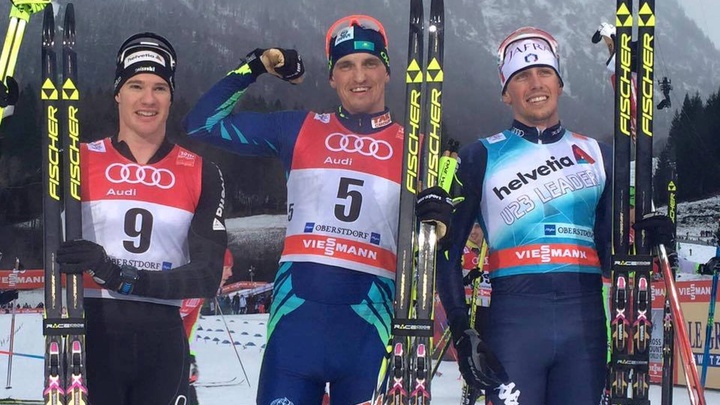 Алексей Полторанин «Тур де Ски» көпкүндік жарысының бесінші кезеңінде алтын медаль жеңіп алды