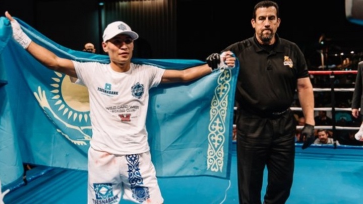 Бекман Сойлыбаев мексикалық боксшысы Мойсес Дельгадилломен жұдырықтасады