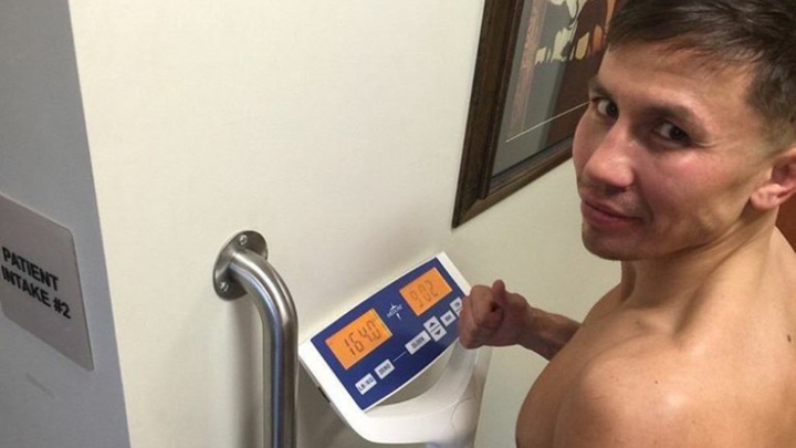 Головкин мен Уэйд жекпе-жектен 1 апта бұрынғы салмақ өлшеу рәсімінен өтті