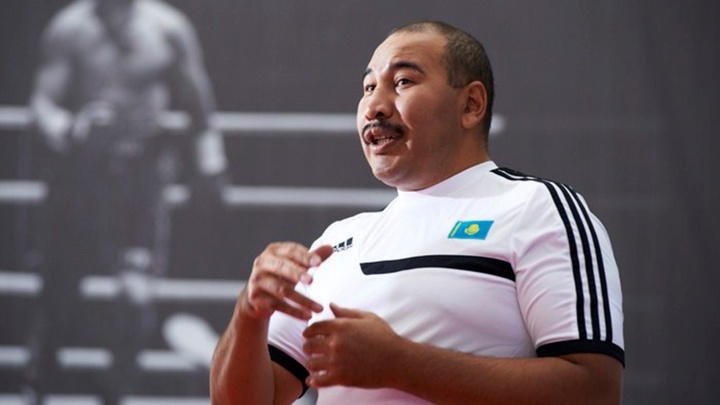 Ермахан Ыбрайымов: Геннадий Головкин 5-ші раундта жеңіске жетеді