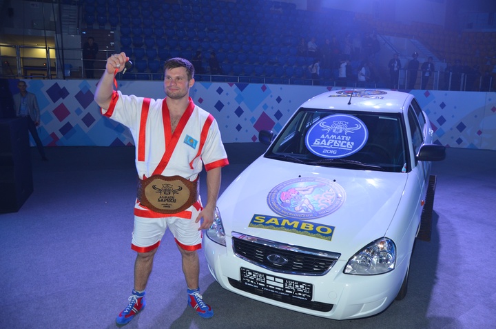 Алматыда қазақ күресінен «Алматы барысы» анықталды