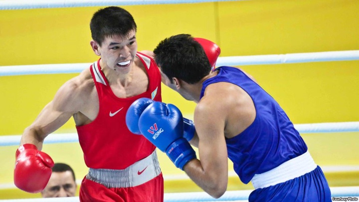 Боксшы Абылайхан Жүсіпов алғашқы кездесуінде жеңіліп қалды