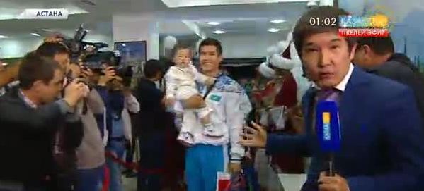 Олимпиада жеңімпаздары елге оралды (ВИДЕО)