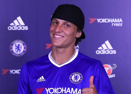 Давид Луис «Челсиге» қайтып оралды