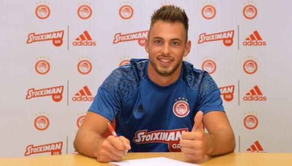 «Олимпиакостың» қақпашысы Никола Леали: Астананың жасанды алаңы мен ауа-райы бізге қиыншылық тудыратыны анық