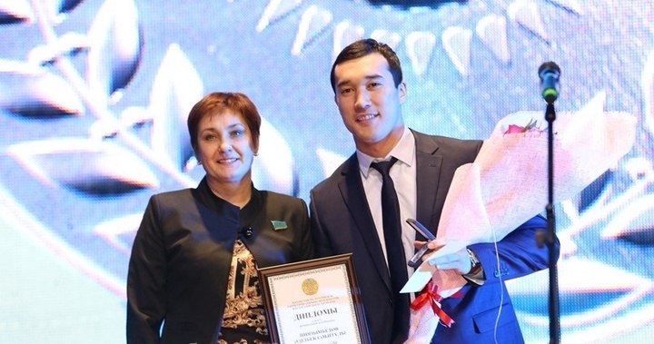 Дмитрий Баландин мен Әділбек Ниязымбетов «Дарын» сыйлығымен марапатталды