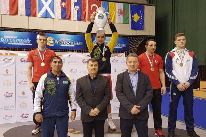 Қазақстандық боксшылар Венгриядан олжалы оралды