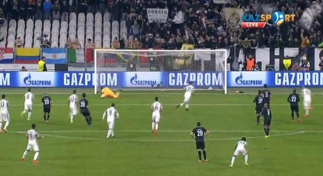 «Ювентус»-«Порту»: Пауло Дибала есепті ашты - 1:0