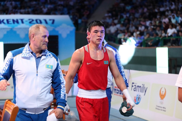 Абылайхан Жүсіпов қытайлық қарсыласын жеңіп жартылай финалға шықты