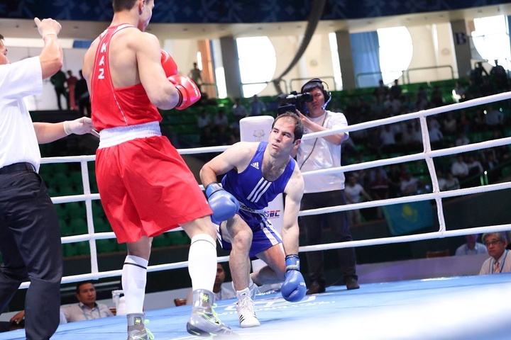 Сегіз қазақстандық боксшы Азия чемпионатының жартылай финалына өтті